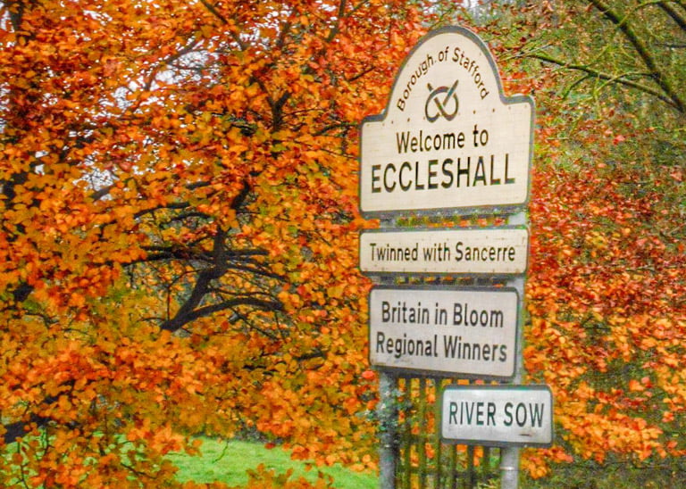Eccleshall B&B village (sign reading 'Welcome to Eccleshall)